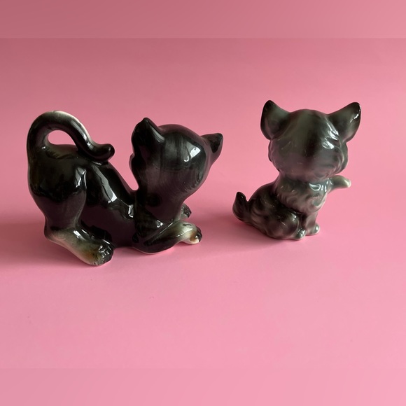 Set of 2 kitschy kitties made in Japan - very good used condition - Picture 6 of 6
